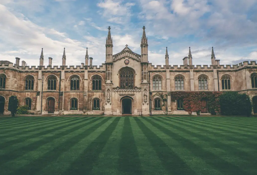 What is the oldest seven sisters' college?