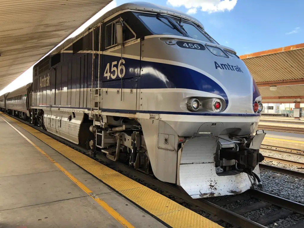 How Much Is Amtrak Student Discount?