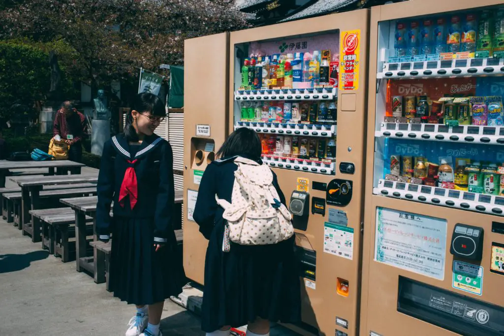 Do Colleges Have Vending Machines?