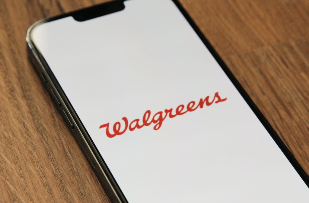 Can I use Walgreens cash to buy gift cards?