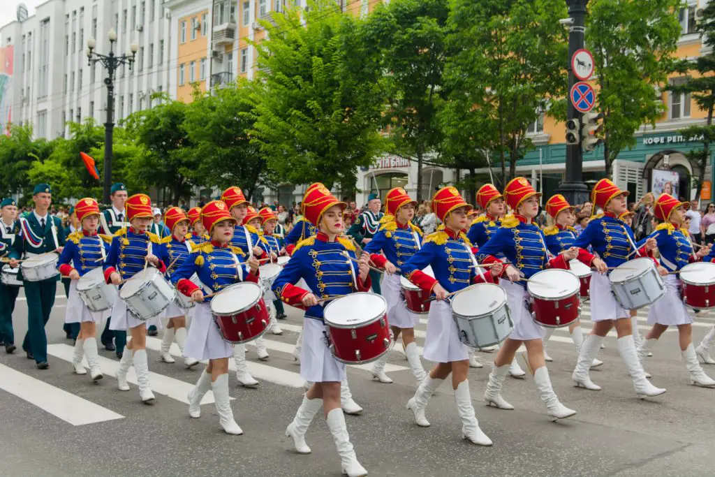 Do Colleges Have Marching Bands?