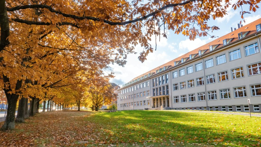 Cranbrook Academy of Art admissions requirements and GPA