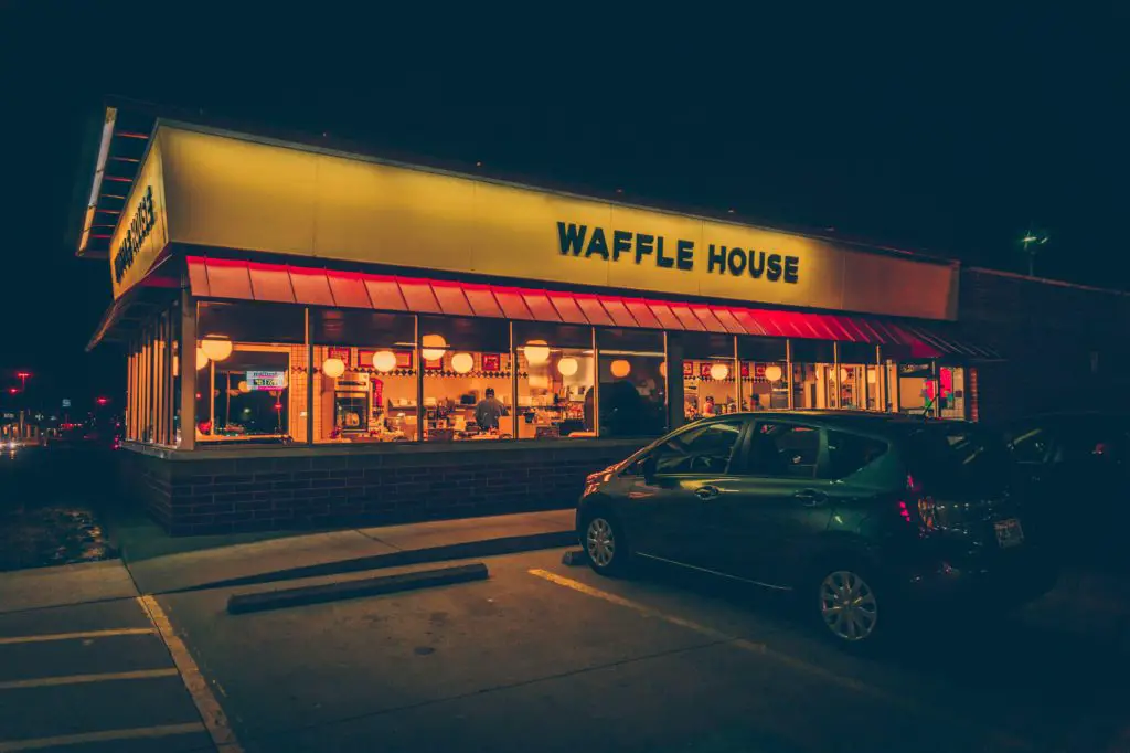 Does Waffle House have a student discount?