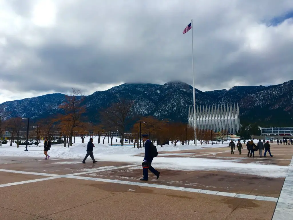 Pros & cons of United States Air Force Academy