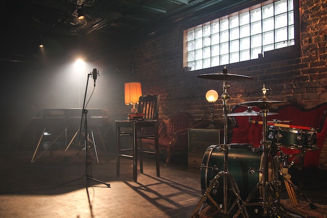 Pros & cons of VanderCook College of Music