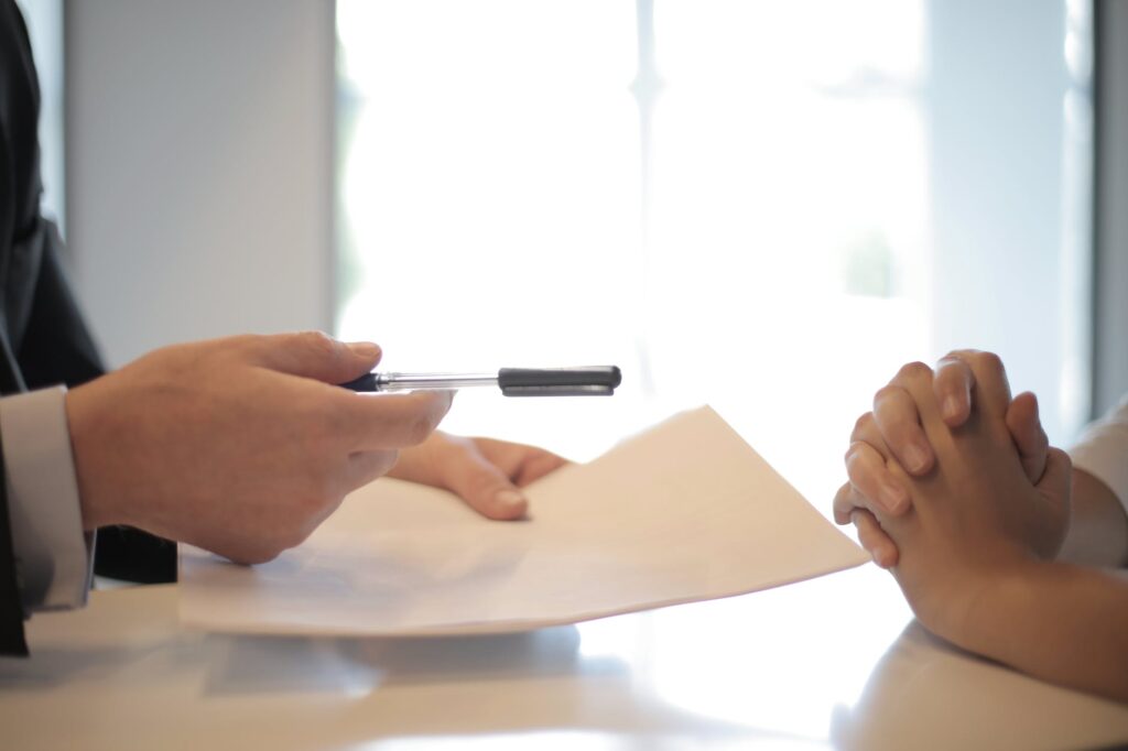 signs and how to deal a condescending person