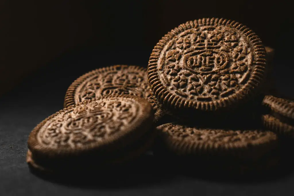 150+ Best Oreo Puns and Jokes