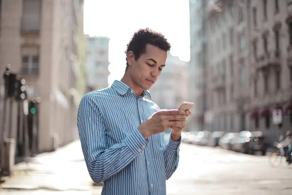 The Psychology of Texting a Guy
