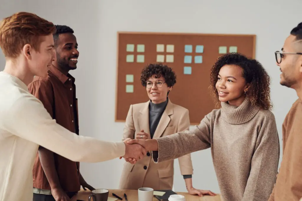 What It Means When A Guy Shakes Your Hand And Holds It?