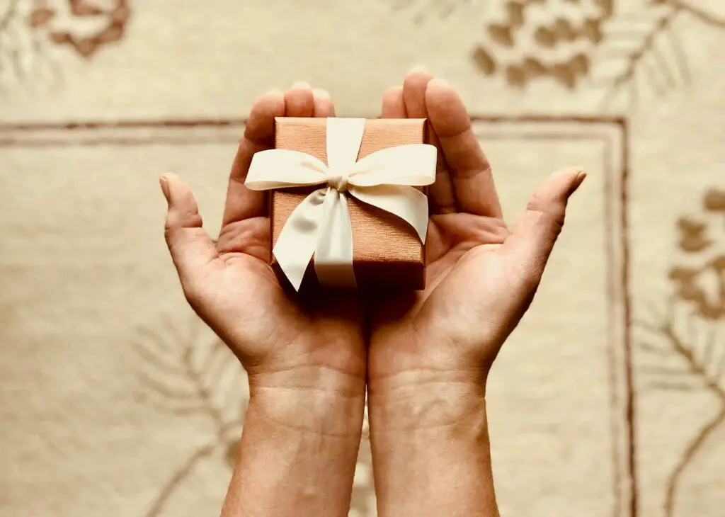 Polite-Ways-To-Say-Gifts-Are-Optional-On-An-Invitation