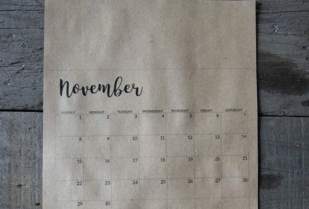 150+ Best November Puns and Jokes