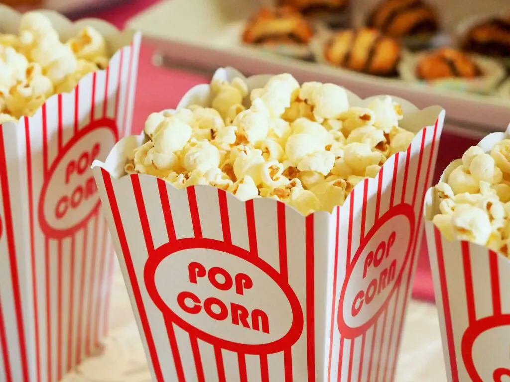 150+ Best Popcorn Puns and Jokes