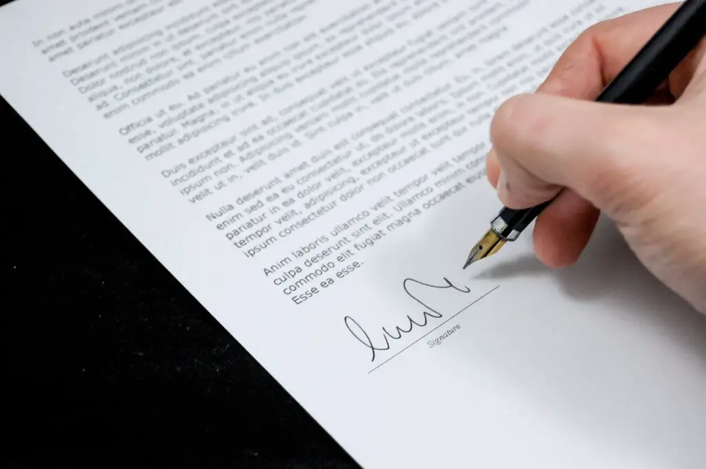 Ways-To-Sign-A-Letter-On-Behalf-Of-Someone-Else