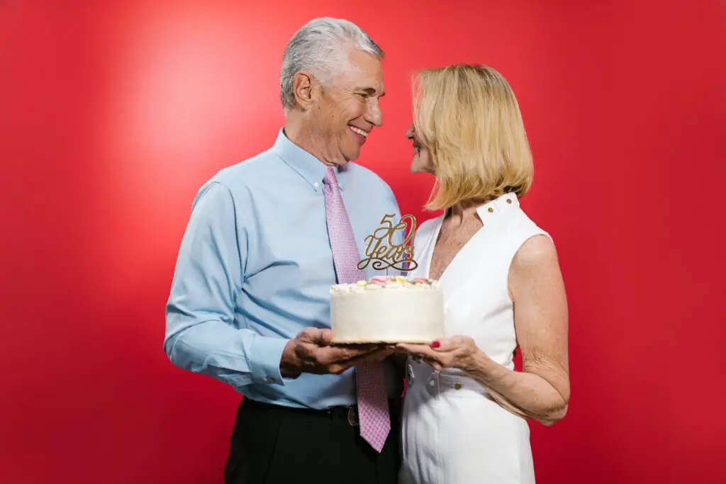Is Being In Your 50s And Never Married A Red Flag?